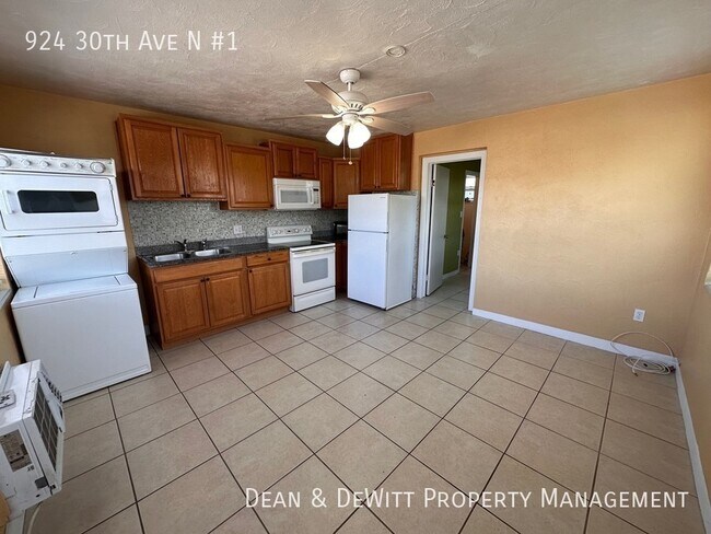Photo - 924 30th Ave N Unit 1