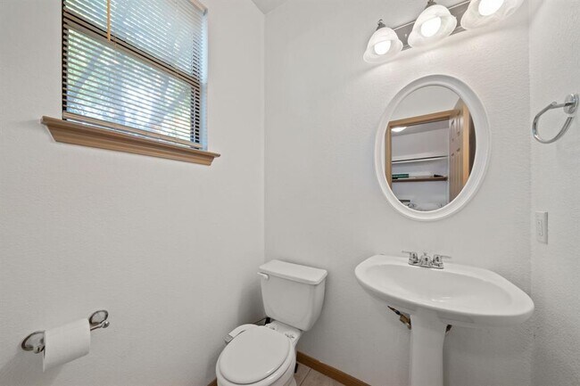 Photo - 1904 Garden St