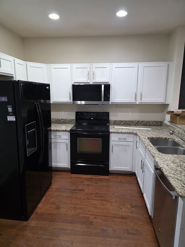 Photo - Large 3 Bedroom Townhouse in South Nashville