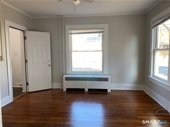 Photo - 433 Migeon Ave Unit 433