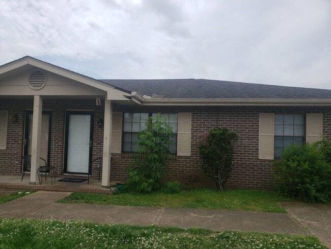 Building Photo - 5004A N. Moore Lane Unit 5004A N. Moore Lane