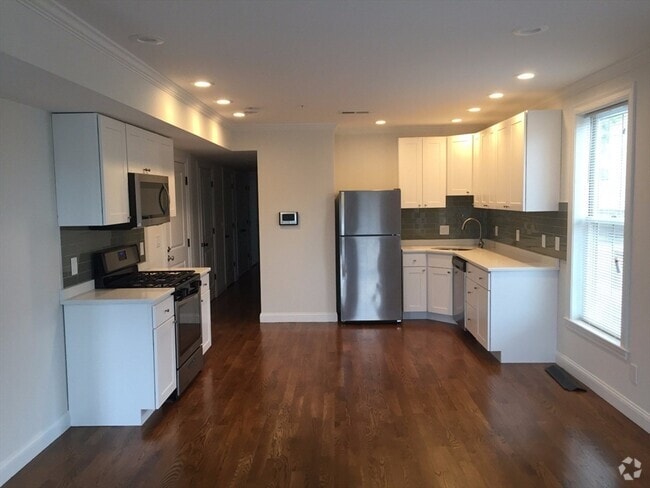 Building Photo - 2747 Washington St Unit 4 Rental