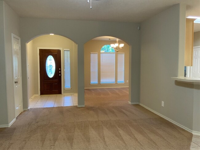 Building Photo - 35 Teakwood Pl