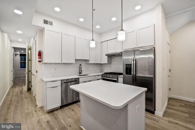 Photo - 1112 5th St NW Unit 2