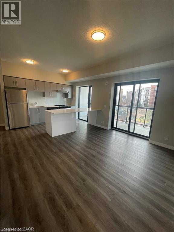 Photo - 15 Queen St S Unité 702