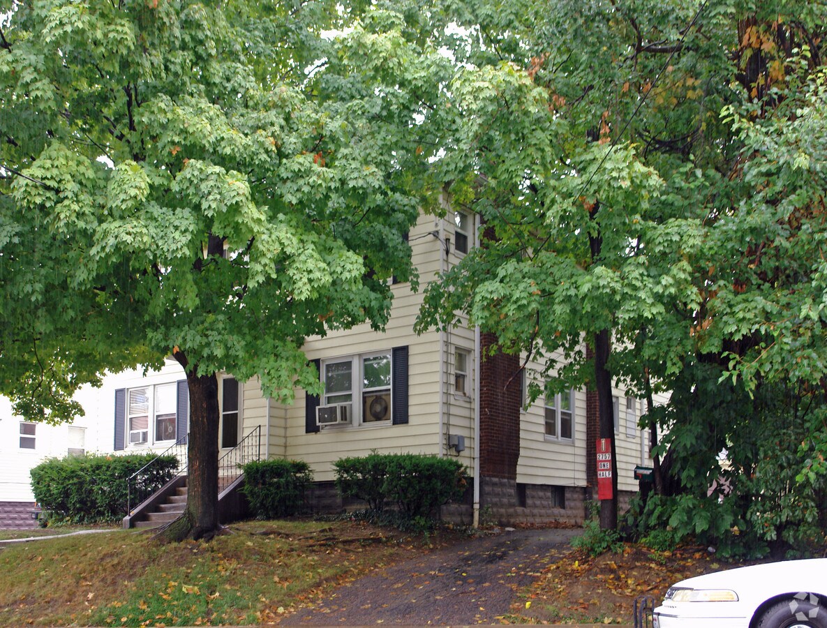 Photo - 2757 Harris Ave