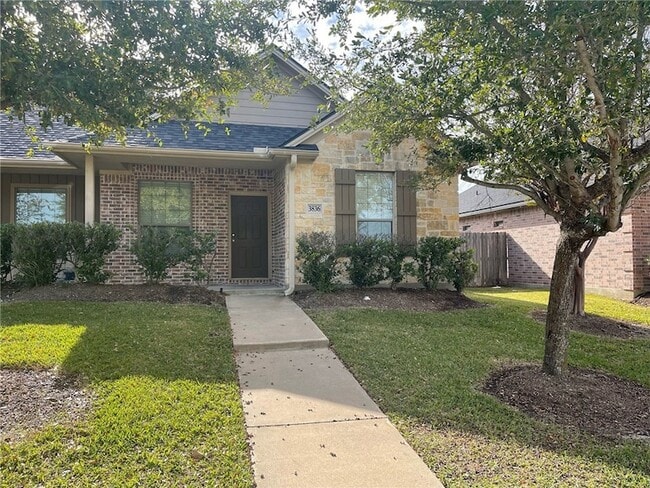 Building Photo - 3836 Oldenburg Ln