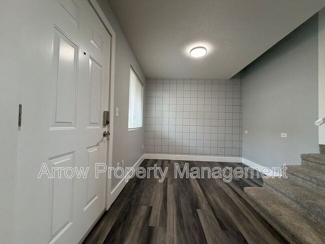 Photo - 877 N 26th St Unit 13