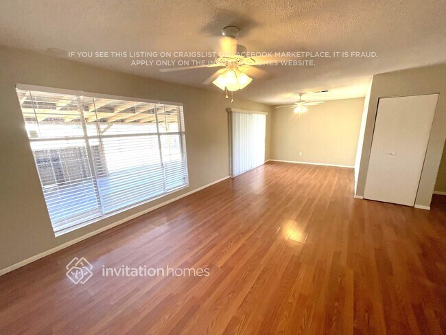 Photo - 9201 N 18th Ave