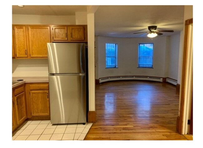 Photo - 91 E Brookline St