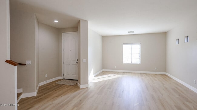 Photo - 15670 W Monterosa St