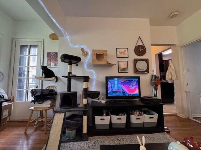 Photo - 1 bedroom in Chicago IL 60613 Unit 1231