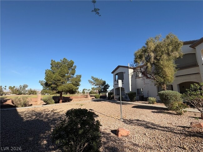 Building Photo - 5655 E Sahara Ave Unit 1020