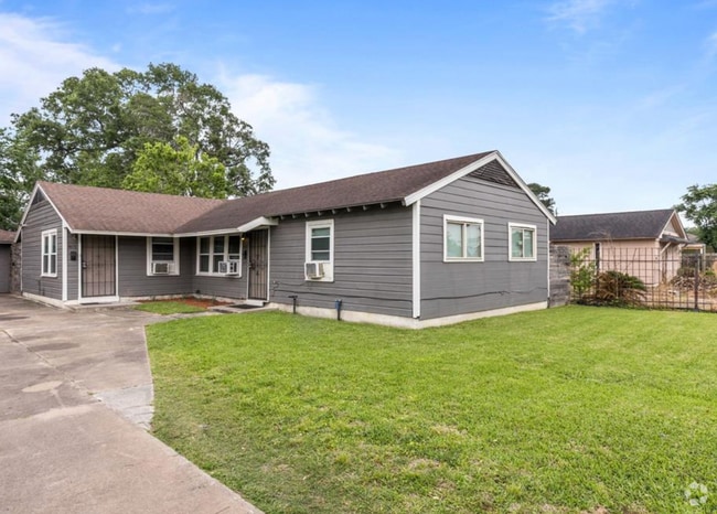 Building Photo - 4817 Griggs Rd Rental