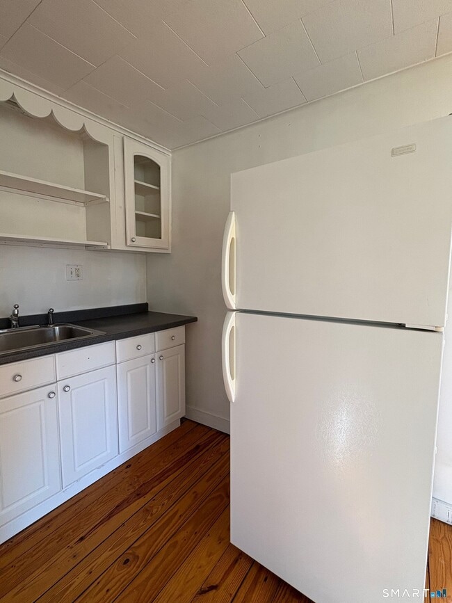 Photo - 10 High St Unit C