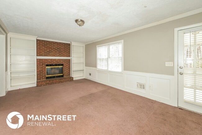 Photo - 908 Saybrook Cir NW