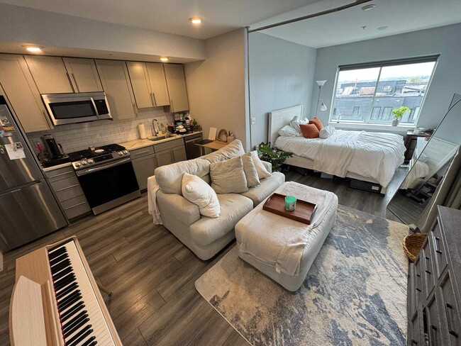 Building Photo - 40 B St Rental