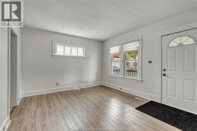 Photo - 842-844 ELLROSE AVENUE Unit# DUPLEX