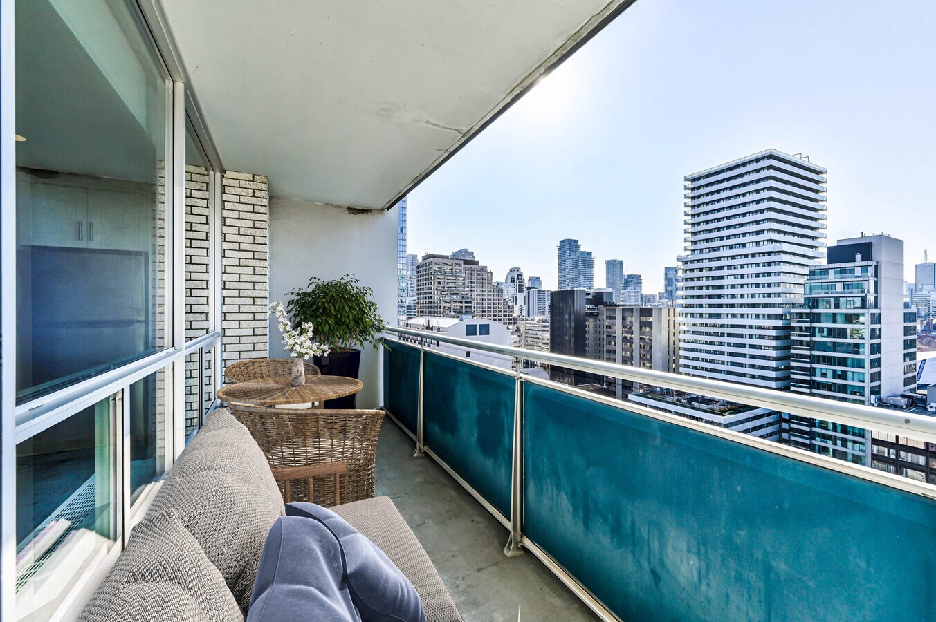 Photo - Prince Arthur Unité 02107