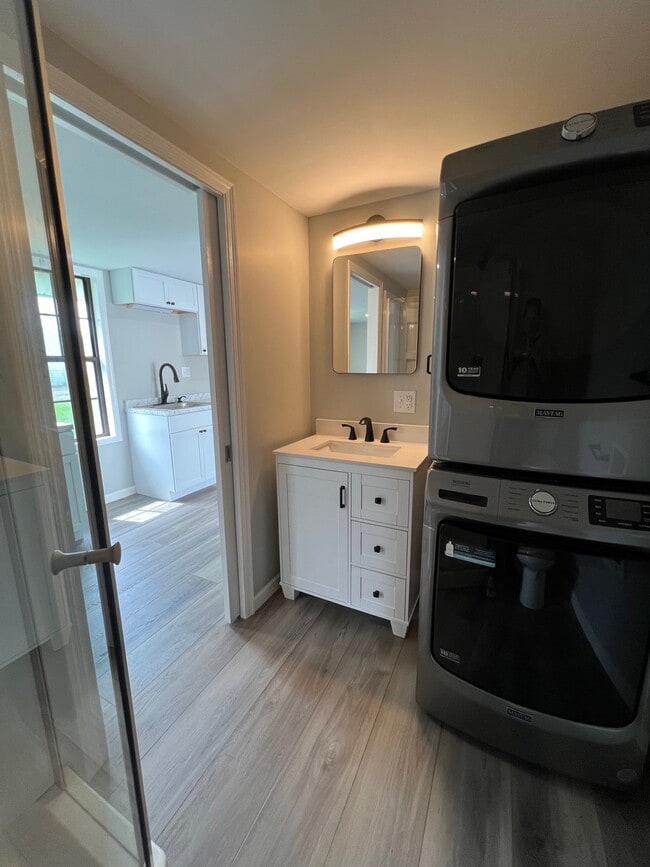 Photo - 1005 S Maple St