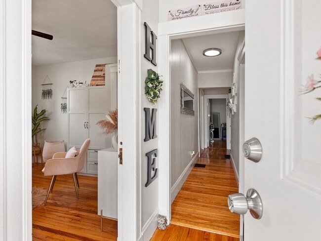 Photo - 8-10-10 Edgemere Rd Unit 1