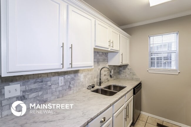 Photo - 304 Belmont Dr