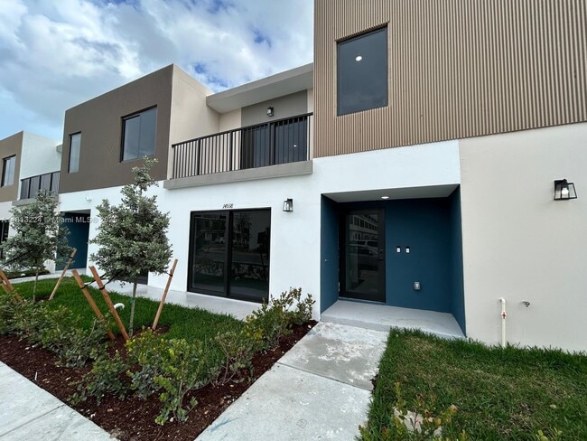 Photo - 14625 SW 262nd St Apartment Unit 1