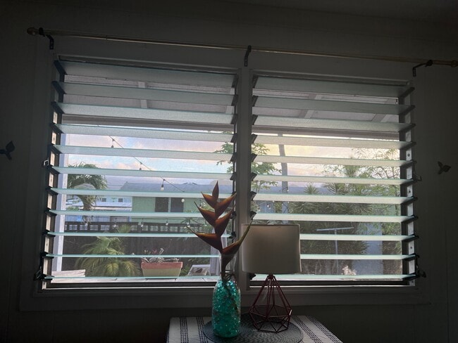 Photo - 324B Kalama St