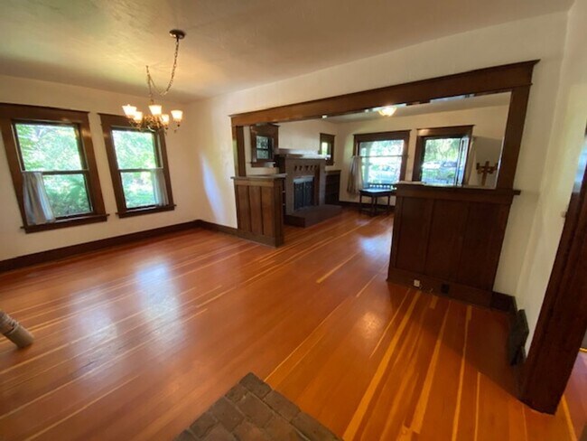 Photo - Historic Magill House on NW 1st Street