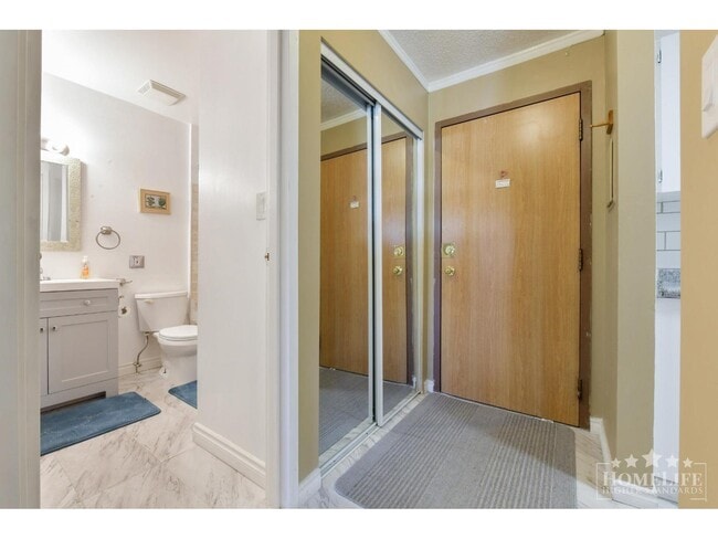 Photo - 1850 Southmere Crescent E Unité 314