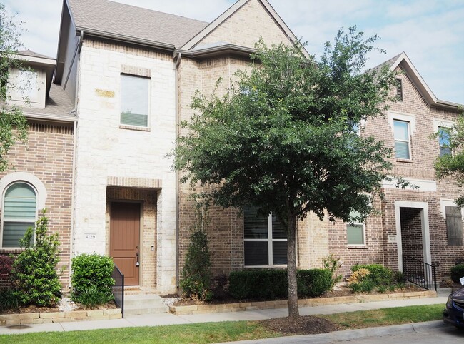 3 Bed - 2.5 Bath Townhome on River Walk in... - 3 Bed - 2.5 Bath Townhome on River Walk in...