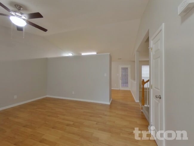 Photo - 7948 Travers Run Dr