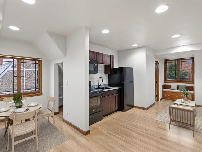 Photo - 700 Macon Ave Unit 700Macon Ave E