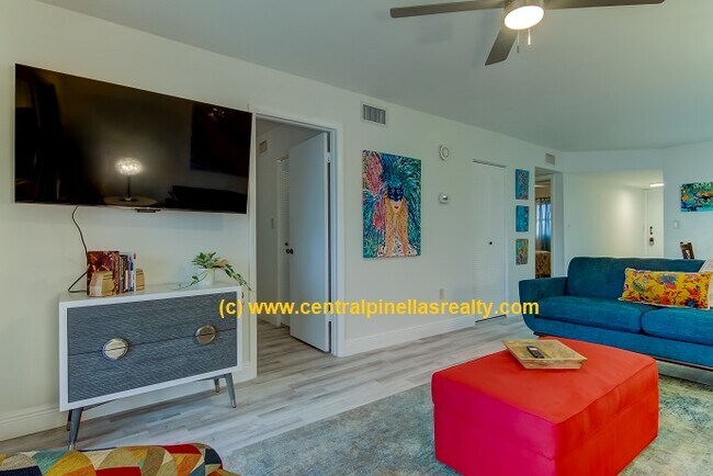 Photo - 175 116th Ave Unidad 104