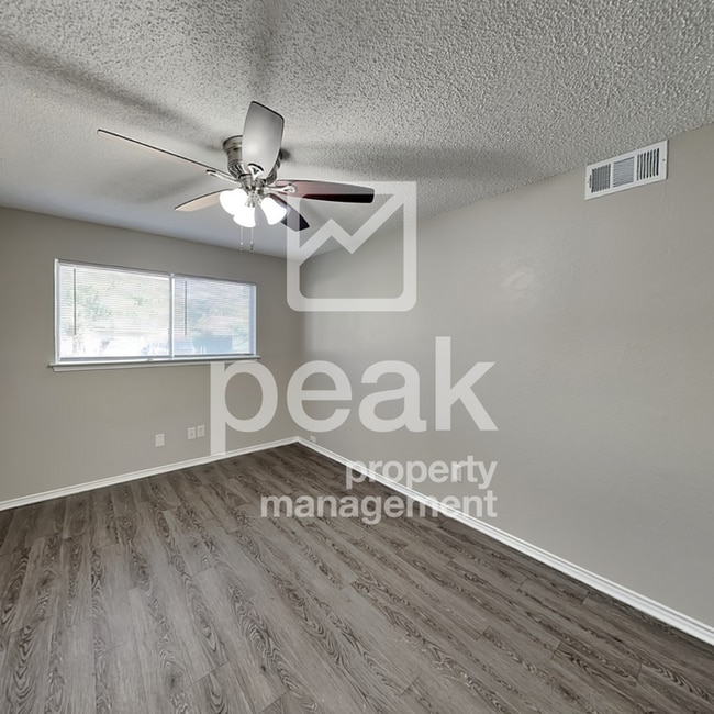 Photo - $1699! 3Bed/1 1/2 Bath Home for rent in Ar...