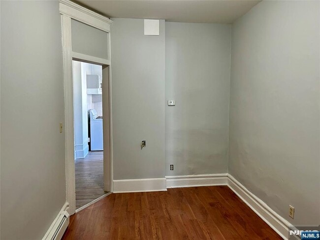 Photo - 14 Halstead St Unit 2 - 1ST FLOO