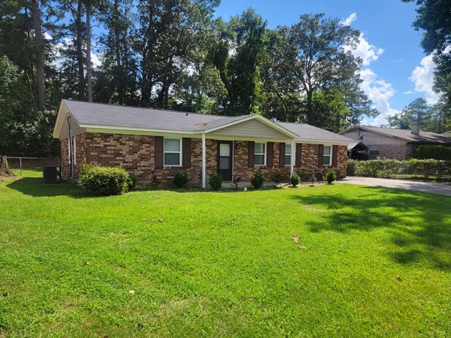 Photo - 1910 Collierwood Way