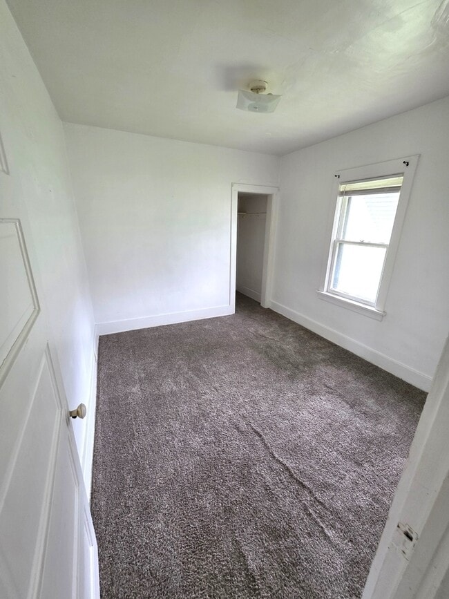 Photo - 751 Leonard Ave