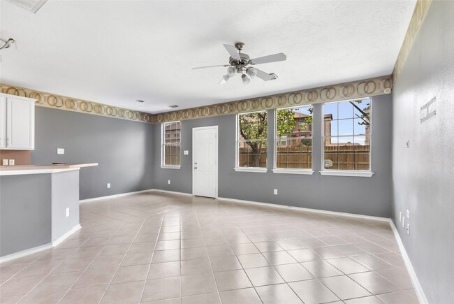Photo - 9016 Elm Drake Ln