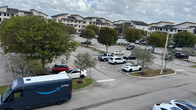 Photo - 7915 NW 104th Ave Unit 33