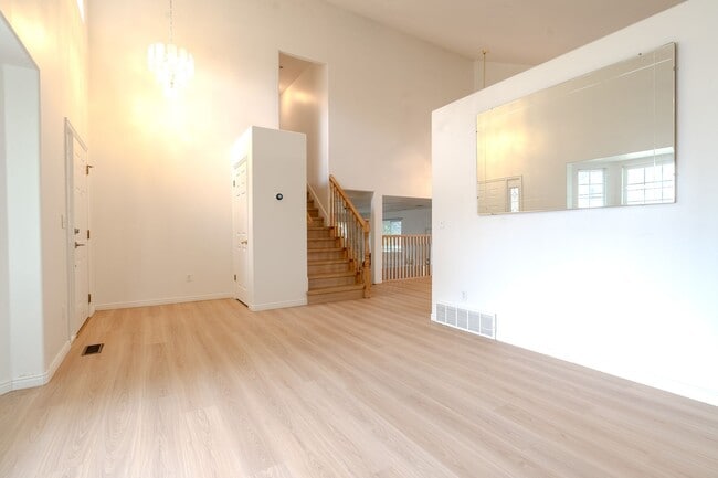 Photo - Beautiful Remodeled Home In Great Clinton Area