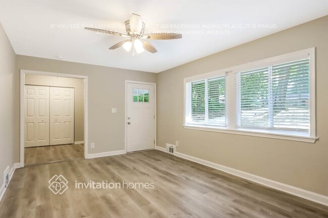 Photo - 1854 Long Dr