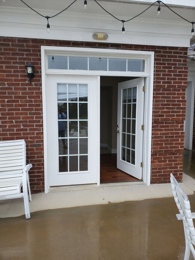 Photo - City of Maryville 37801 - 2 Bedrooms, 2 Bath Condo - Contact Karen Robertson (865) 454-7626