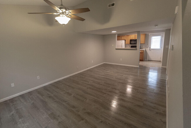 Photo - 5301 Currituck Ln