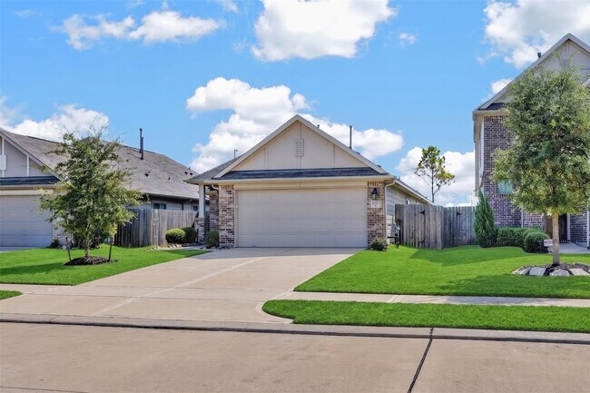 8811 Trenton Landing Ln
