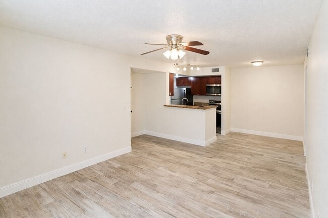 Photo - 5156 Conroy Rd