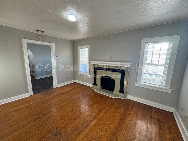 Photo - 421 NW 26th St Unidad 4