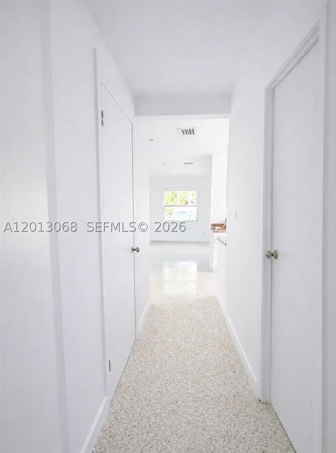 Photo - 34 SE 1st St