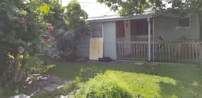 Photo - 4750 SW 46th Way House