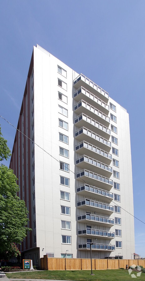 Photo - Harbor View Manor